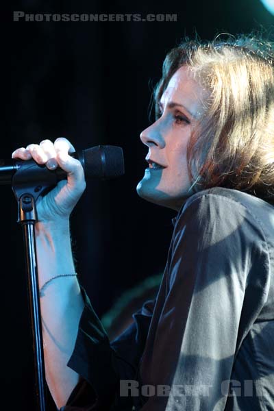 ALISON MOYET - 2013-09-27 - PARIS - Divan du Monde - 